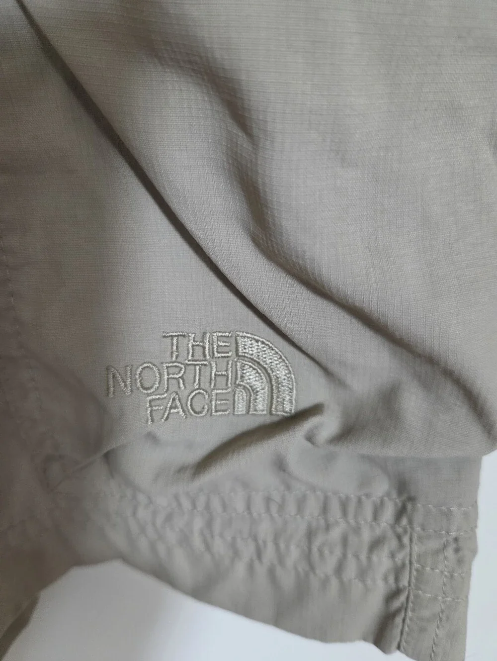 North Face Shorts Mens Large Pocket Button Lightweight Outdoors Cargo Tan Casual